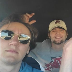 Meet your Posher, Britton